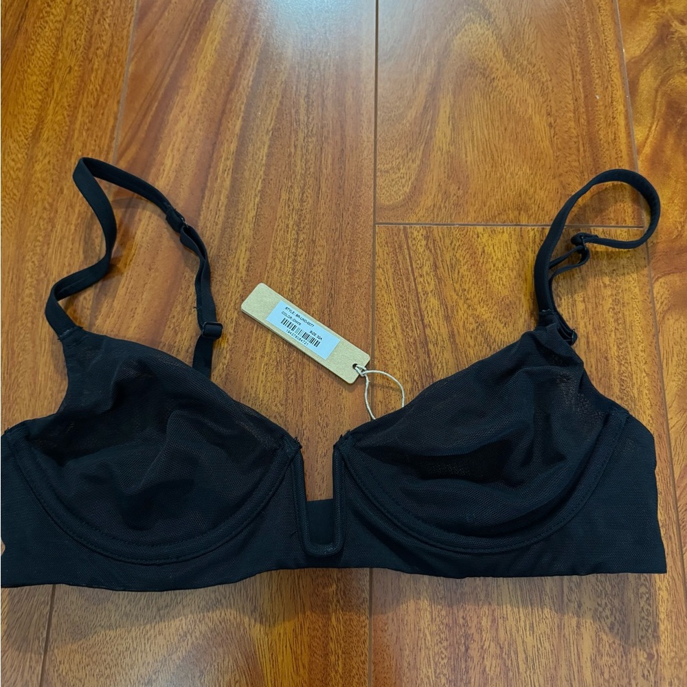 NWT SKIMS black mesh bralette